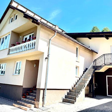 Casa Daya Aparthotel Statjunea Borsa Exterior photo